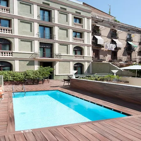 Catalonia Port 4*