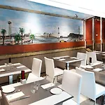 Catalonia Port 4*