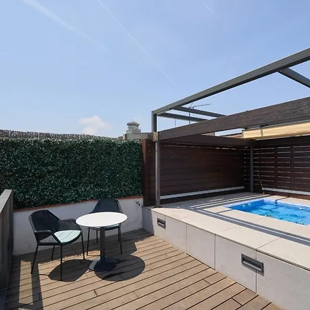 מלון Catalonia Port