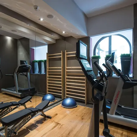 Catalonia Port מלון